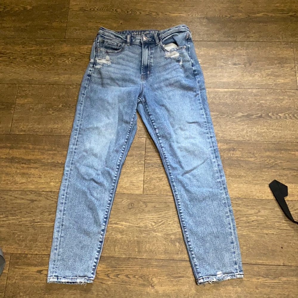 American Eagle stretch mom jeans
